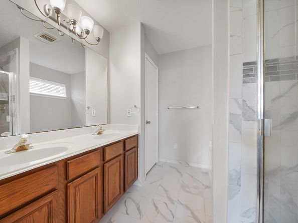 11831 Lelda Lane, Houston TX 77071