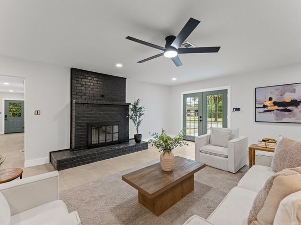 8655 Tilgham Street, Houston TX 77029