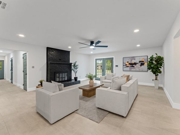 8655 Tilgham Street, Houston TX 77029