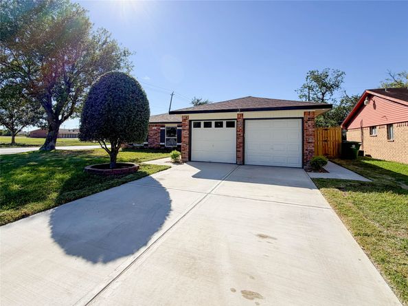 5434 Botany Lane, Houston TX 77048