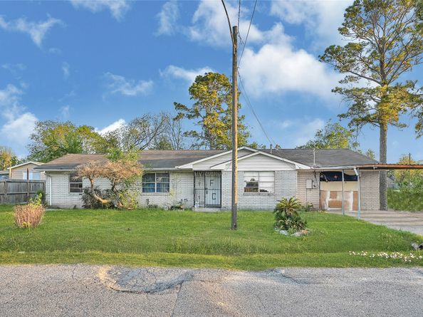 7954 Booker St, Houston TX 77028