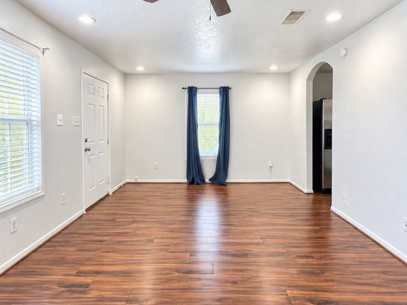 7931 Keller Street, Houston TX 77012