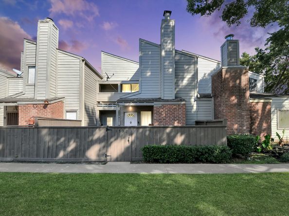 1532 Prairie Grove Drive, Houston TX 77077