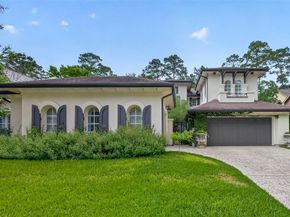 22 Frontenac Way, The Woodlands TX 77382
