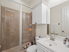 22 Frontenac Way, The Woodlands TX 77382