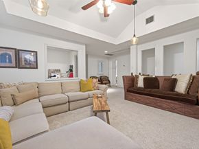 22 Frontenac Way, The Woodlands TX 77382