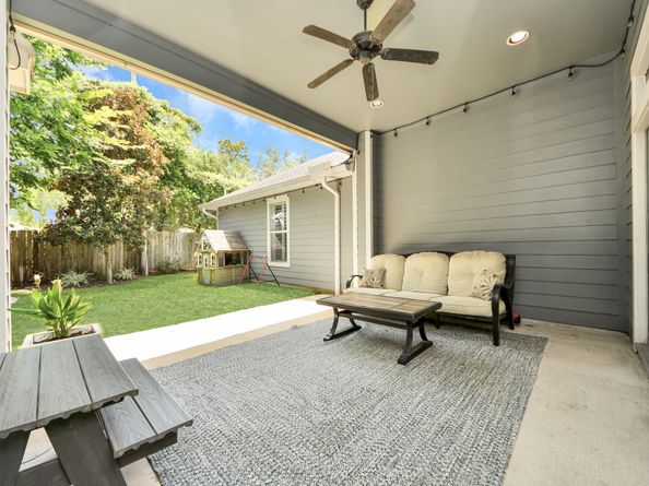 1431 Martin Street, Houston TX 77018