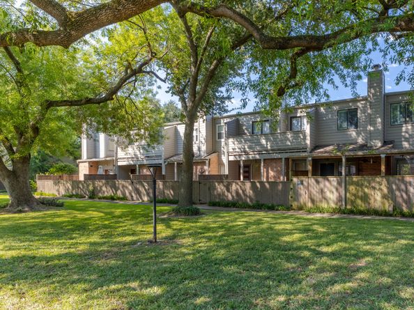 1625 Prairie Grove Drive, Houston TX 77077