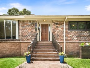 4903 Heatherglen Drive, Houston TX 77096