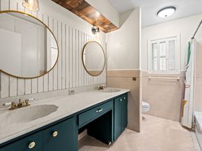 4903 Heatherglen Drive, Houston TX 77096