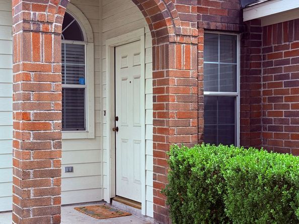 4015 Bealey Lane, Houston TX 77047