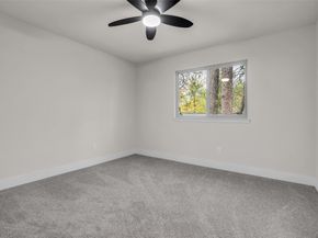 4 N Autumnwood Way, The Woodlands TX 77380