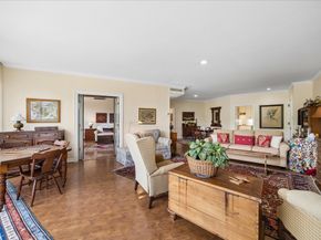 5050 Woodway Drive 2F, Houston TX 77056