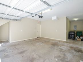 222 Knox Street F, Houston TX 77007