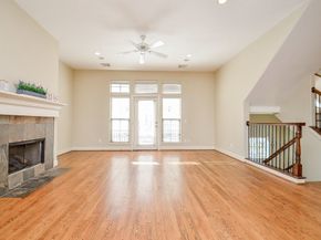 222 Knox Street F, Houston TX 77007