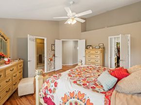 13600 Breton Ridge Street 25E, Houston TX 77070