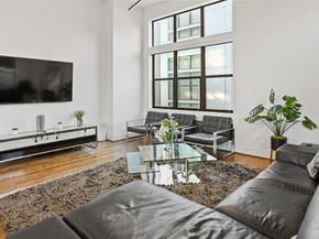 2830 Clay Street, Houston TX 77003