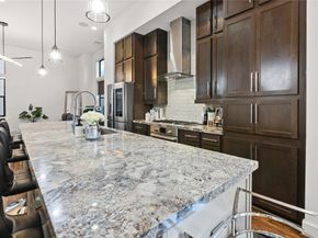 2830 Clay Street, Houston TX 77003