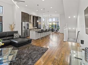 2830 Clay Street, Houston TX 77003