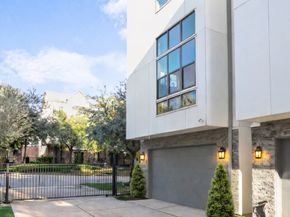 2830 Clay Street, Houston TX 77003