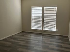 3006 Clearview Circle, Houston TX 77025