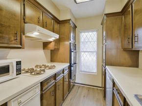 13915 Roundstone Lane, Houston TX 77015