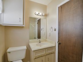 13915 Roundstone Lane, Houston TX 77015