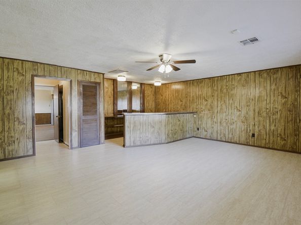 13915 Roundstone Lane, Houston TX 77015