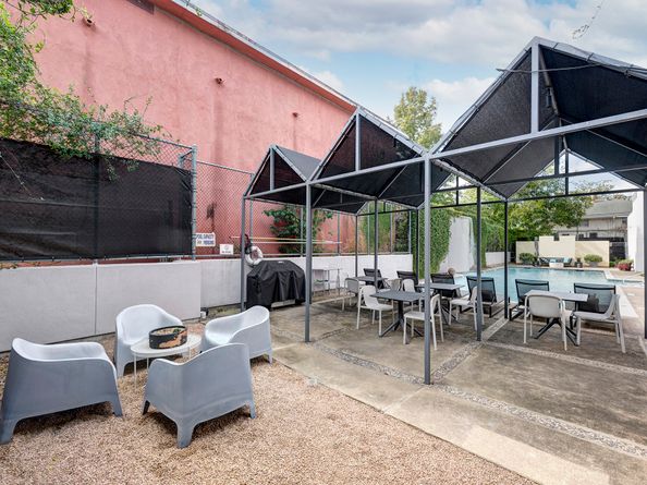 1377 Arlington Street 1377, Houston TX 77008