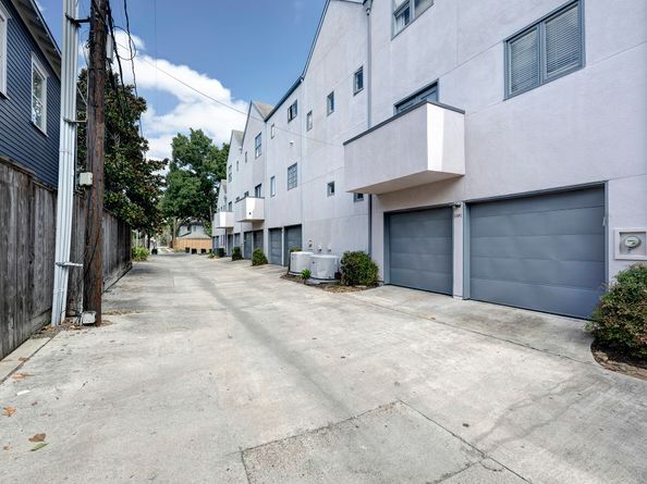 1377 Arlington Street 1377, Houston TX 77008