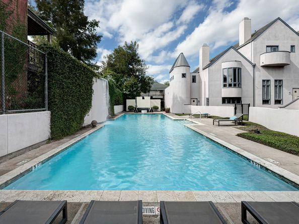 1377 Arlington Street 1377, Houston TX 77008