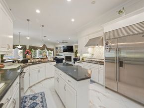 5 Camden Ct, Sugar Land TX 77479