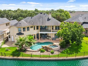 5 Camden Ct, Sugar Land TX 77479