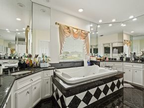 5 Camden Ct, Sugar Land TX 77479