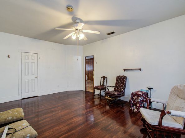 4334 Bell Street, Houston TX 77023