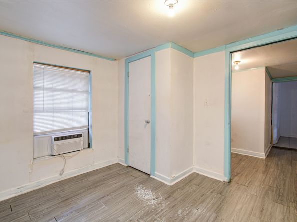 4334 Bell Street, Houston TX 77023