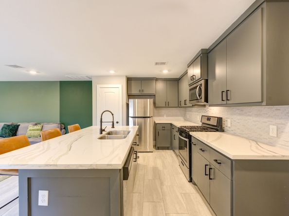 436 Owens Street, Houston TX 77029