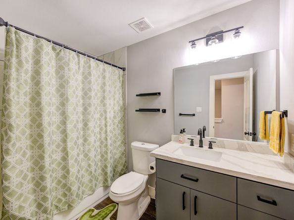 436 Owens Street, Houston TX 77029