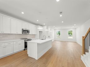 1477 Ferguson Way, Houston TX 77088