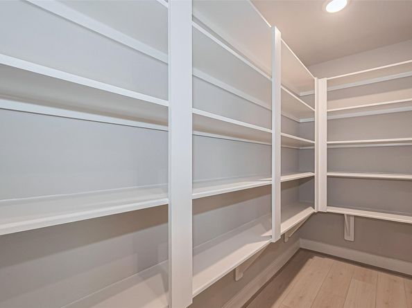 8925 Grovner Place, Houston TX 77055