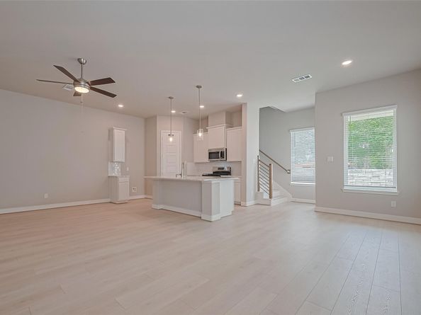 8925 Grovner Place, Houston TX 77055