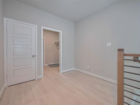 8925 Grovner Place, Houston TX 77055