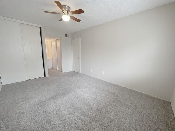 12023 Greenwood Forest Drive B, Houston TX 77066