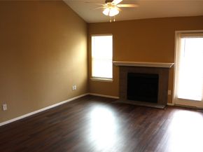 2011 Spenwick Drive 427, Houston TX 77055