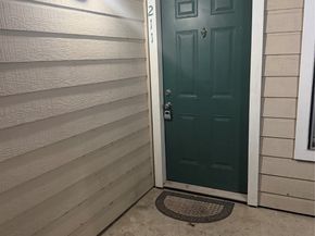 12660 Ashford Point Drive 211, Houston TX 77082