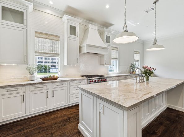 2413 Mimosa Drive, Houston TX 77019