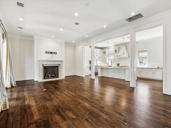 2413 Mimosa Drive, Houston TX 77019