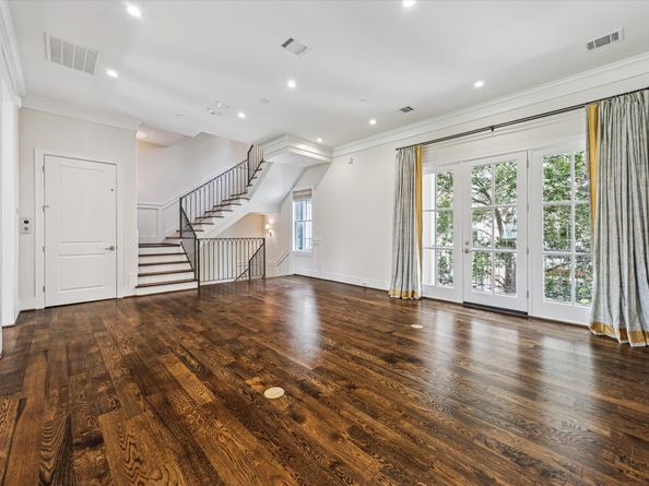 2413 Mimosa Drive, Houston TX 77019