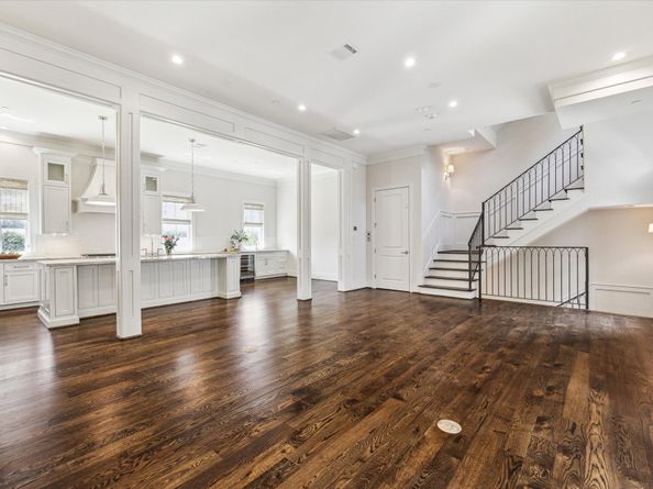 2413 Mimosa Drive, Houston TX 77019