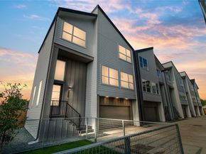 2942 Pitzlin Street, Houston TX 77023